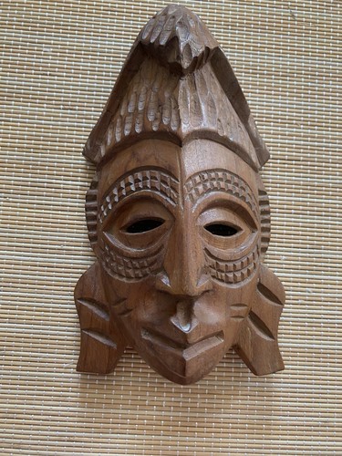 Piccola maschera africana